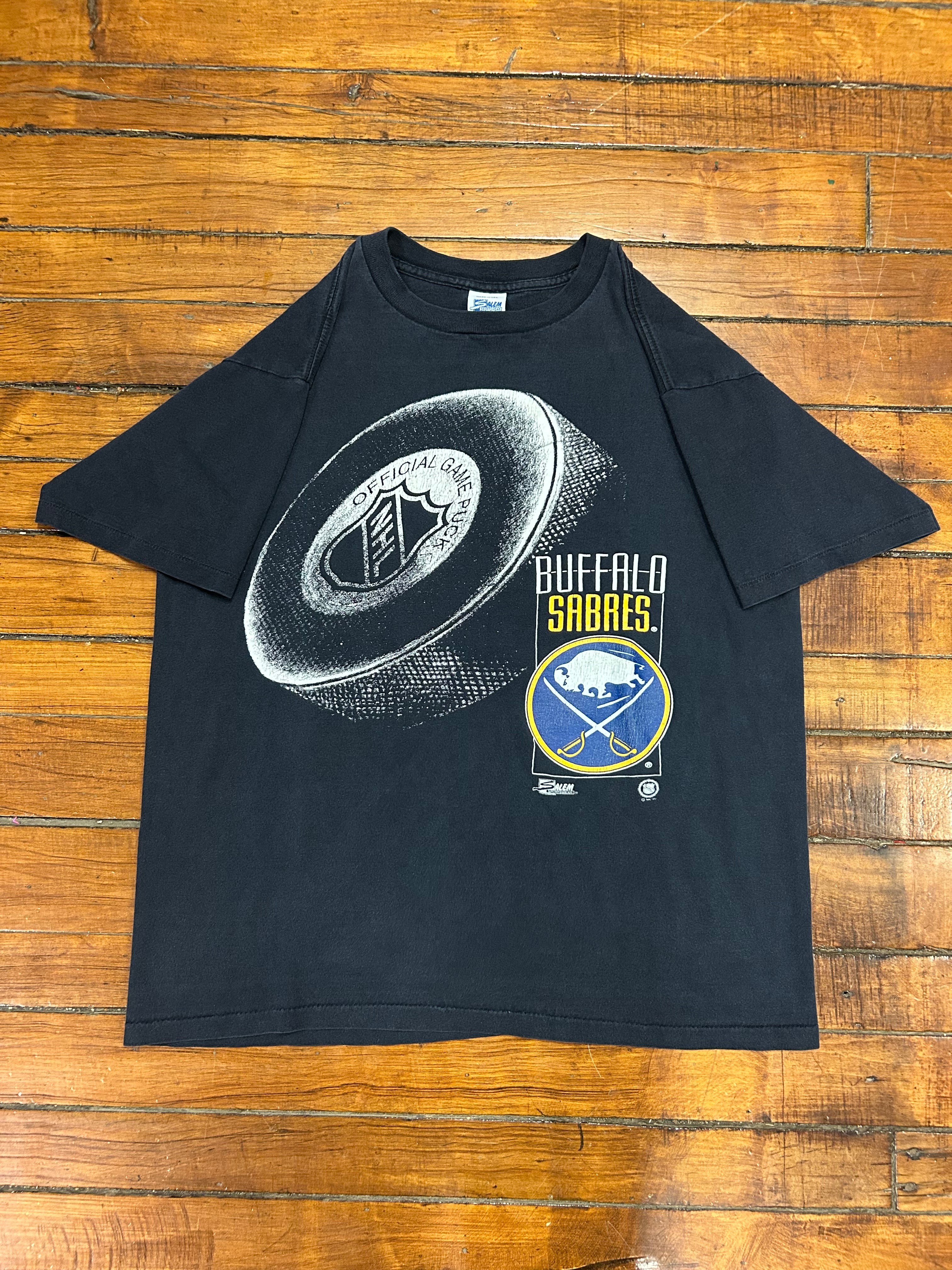 Buffalo Sabres Salem Vintage 90s “Hockey Puck” T-Shirt