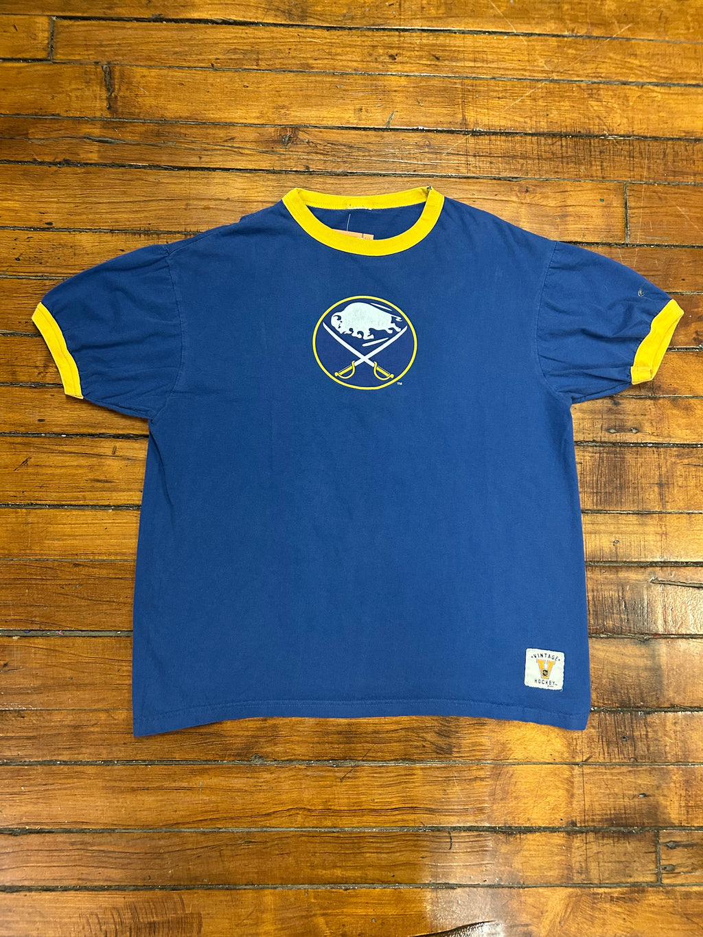 Buffalo Sabres NHL Hockey T-Shirt