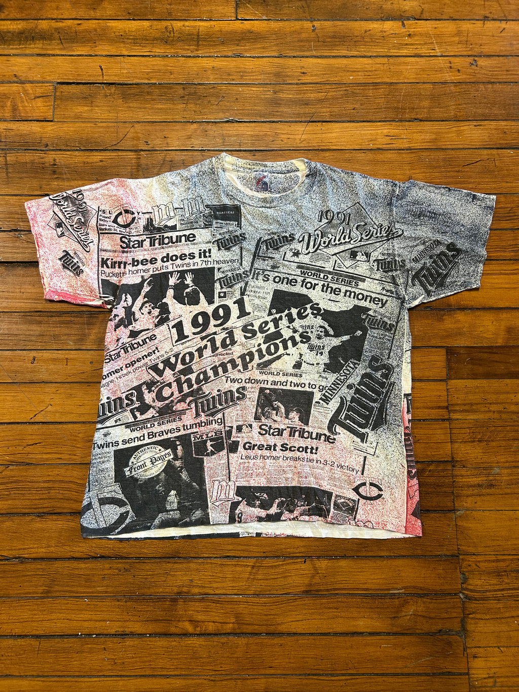 Vintage Minnesota Twins MLB All Over Print T-Shirt Jeerzes