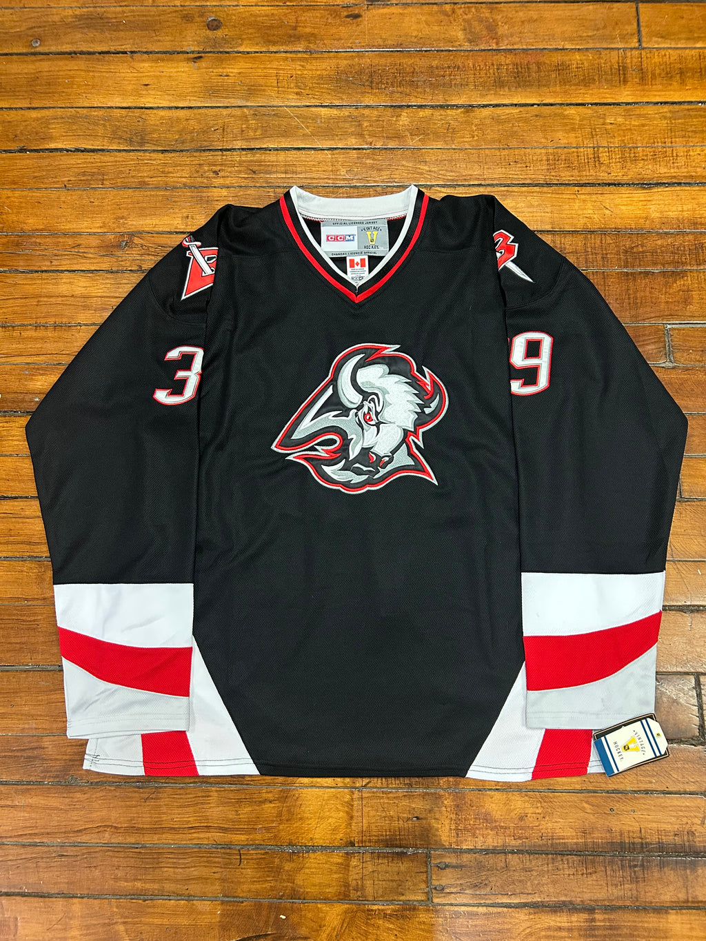 Buffalo Sabres Dominik Hasek #39 Jersey Men’s
