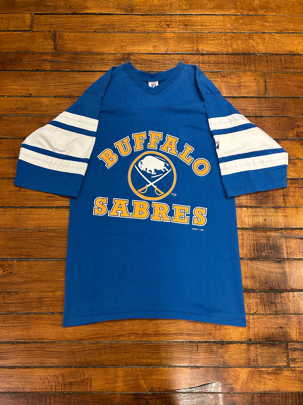 Buffalo Sabres Vintage LOGO 7 NHL T-Shirt