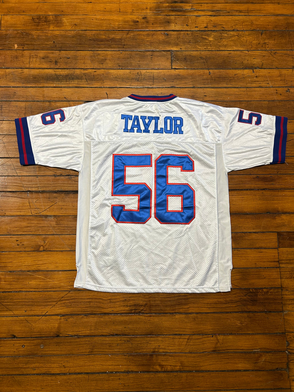 New York Giants Lawrence Taylor Mitchell & Ness #56 Jersey