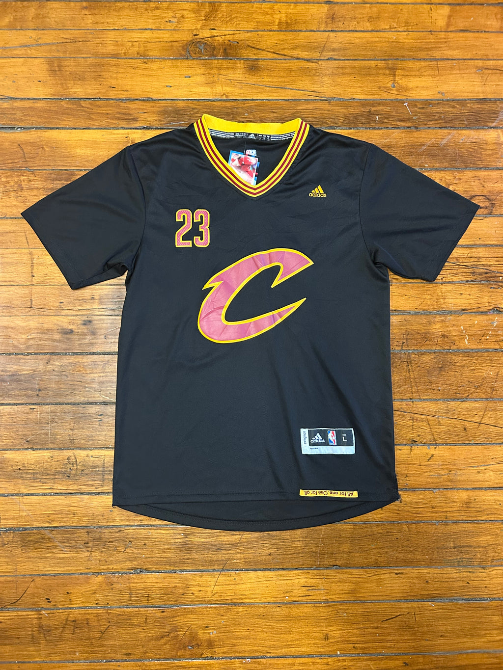 LeBron James Cleveland Cavaliers 2015-16 Jersey Short Sleeve #23 adidas