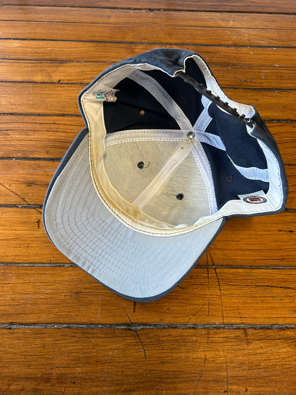 Buffalo Sabres NHL Hockey Swords SnapBack
