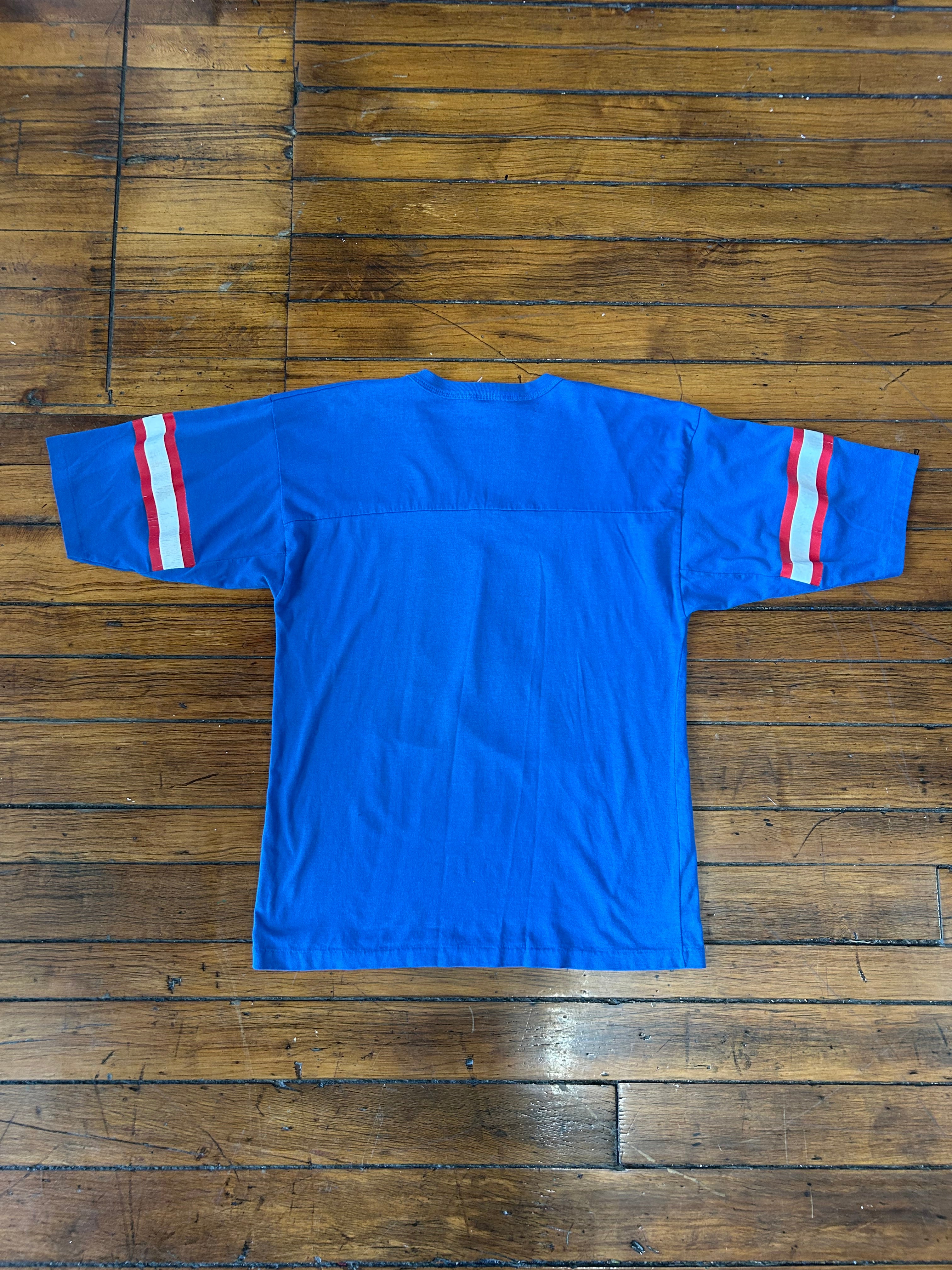Vintage New York Giants Snoopy Joe Giant Football T-Shirt V Neck