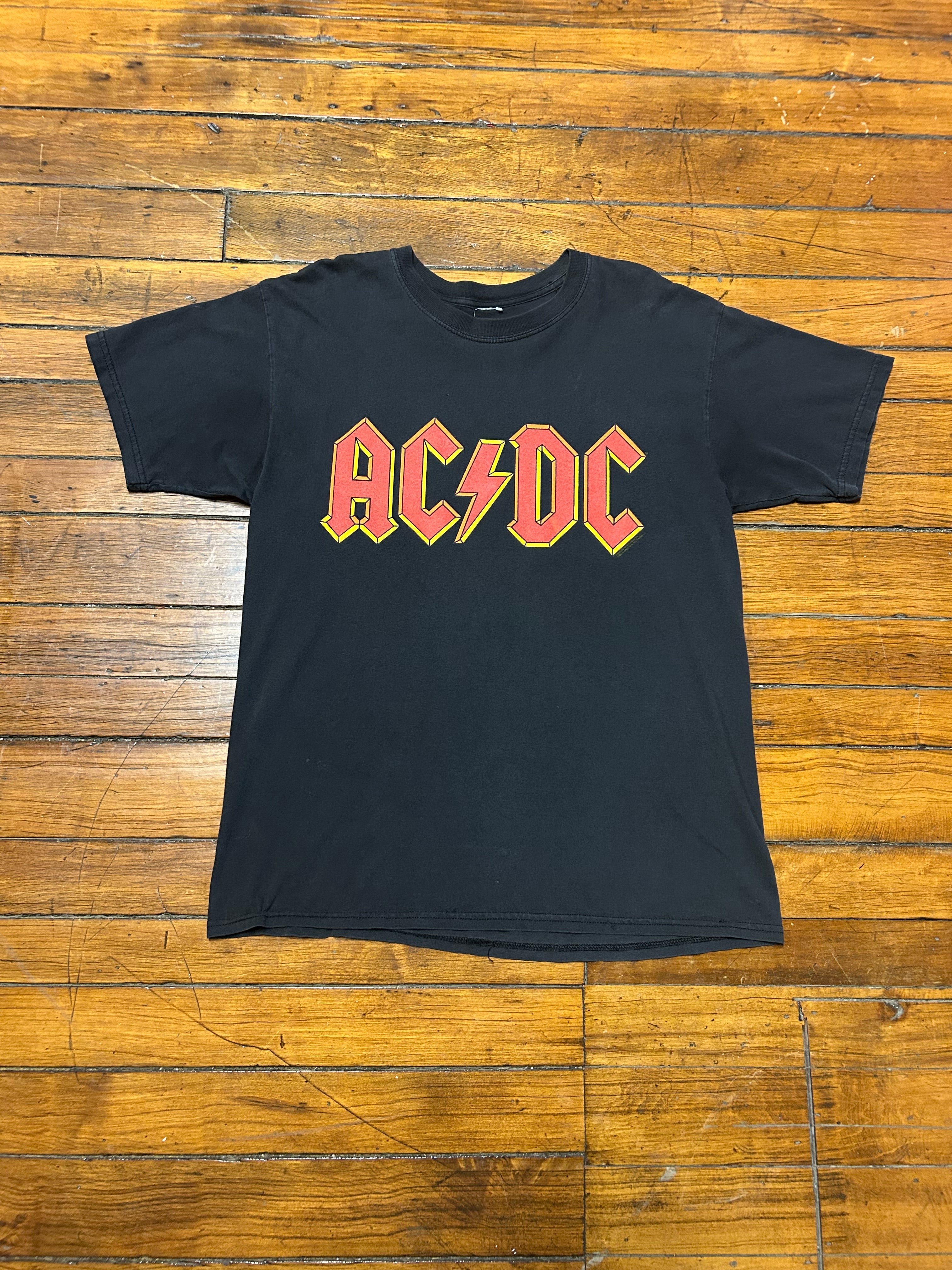 AC/DC Rock Band ‘00 Vintage T-Shirt
