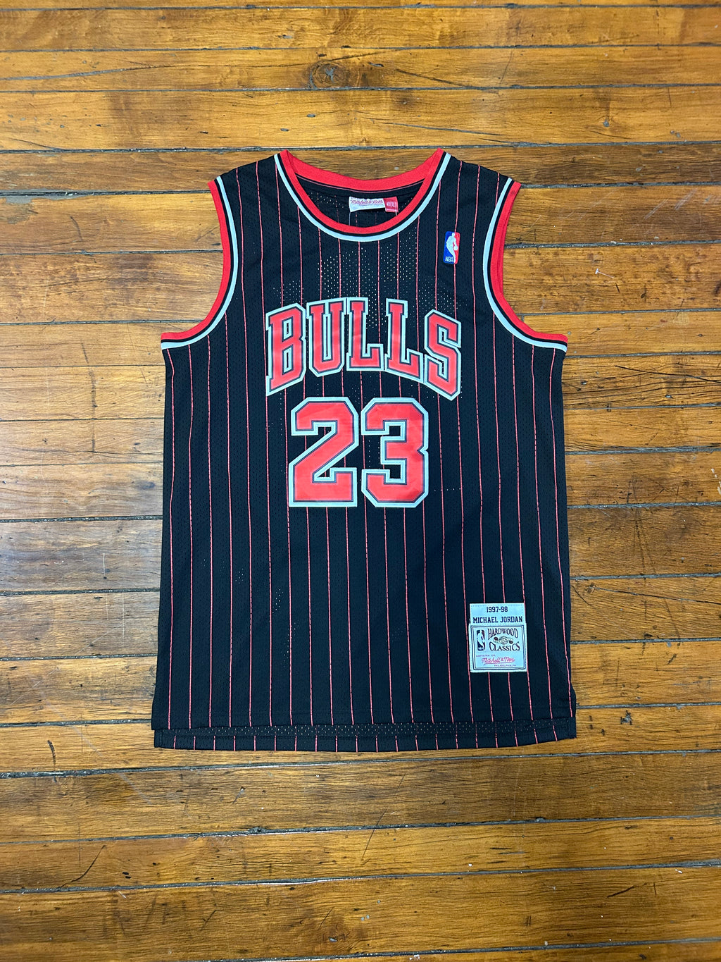 Chicago Bulls Michael Jordan #23 Mitchell & Ness Hardwood Classics Jersey
