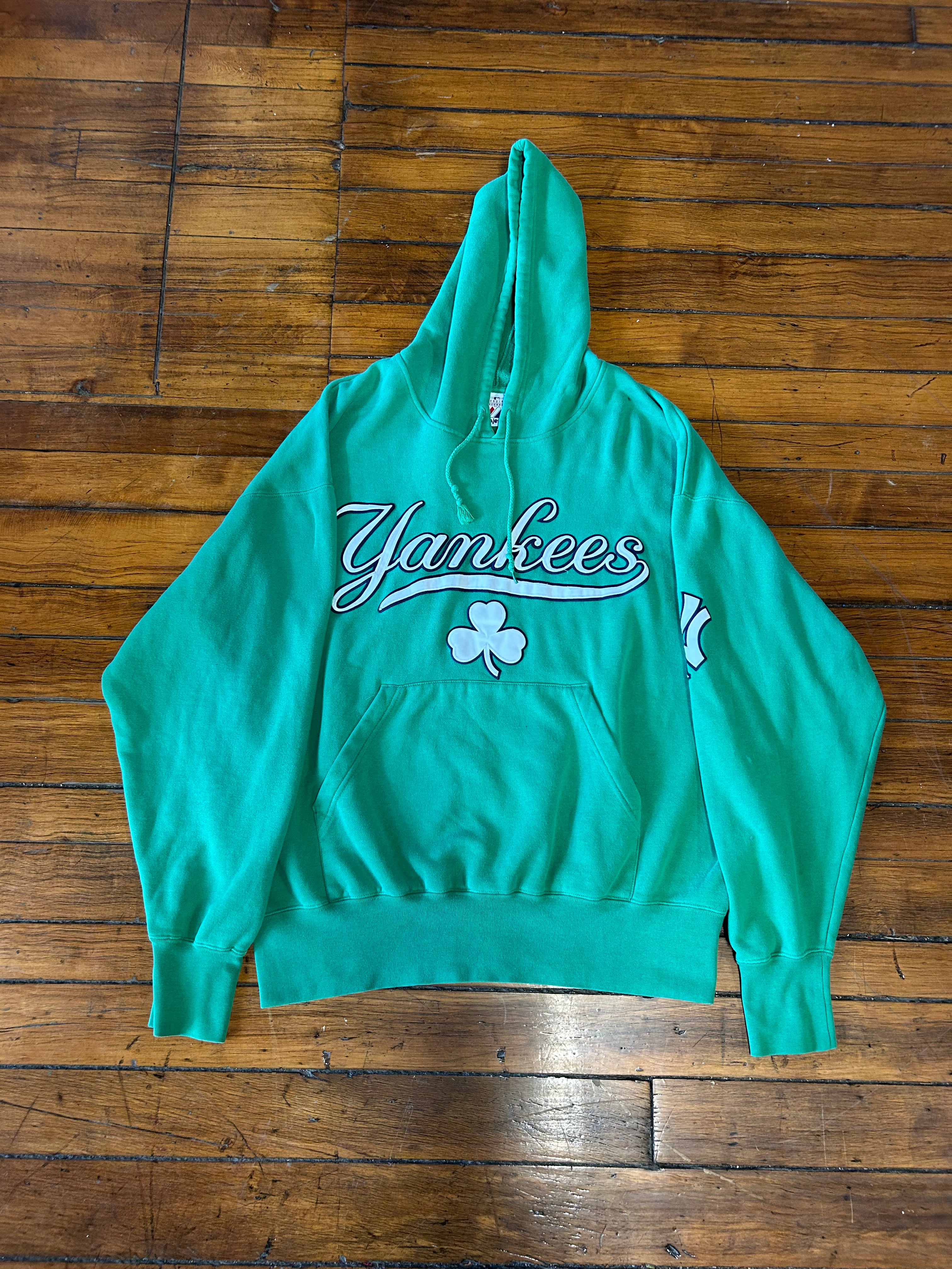 New York Yankees Vintage Irish Green Pullover Sweatshirt