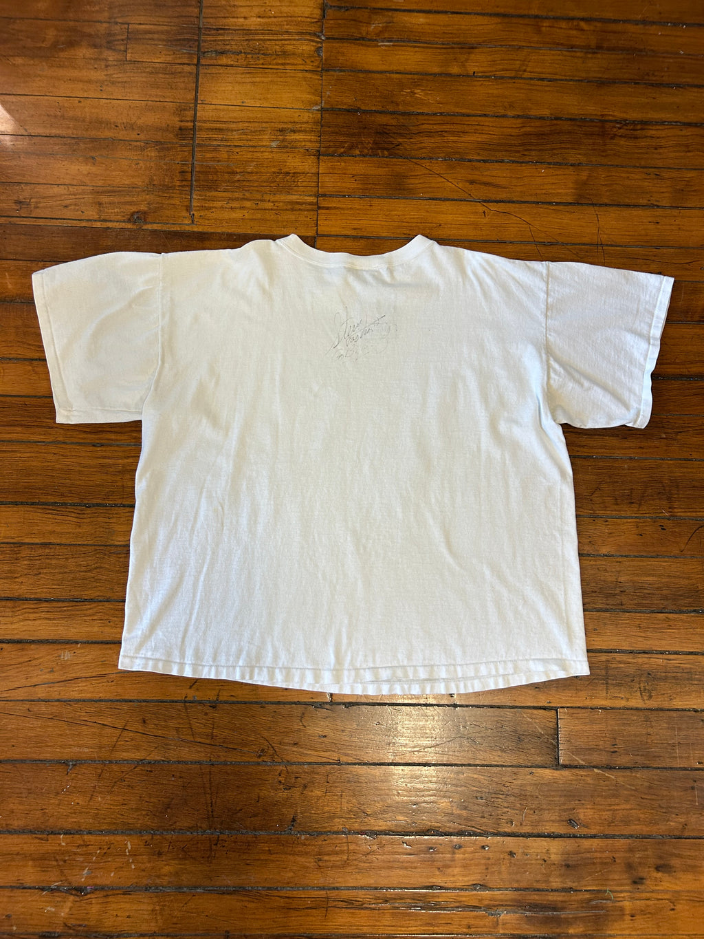 Buffalo Bills Vintage Taz T-Shirt Signed *Steve Tasker*